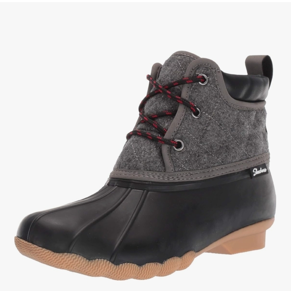 NWOB - Skechers Womens Sz 10 Winter Boots Grey and Black